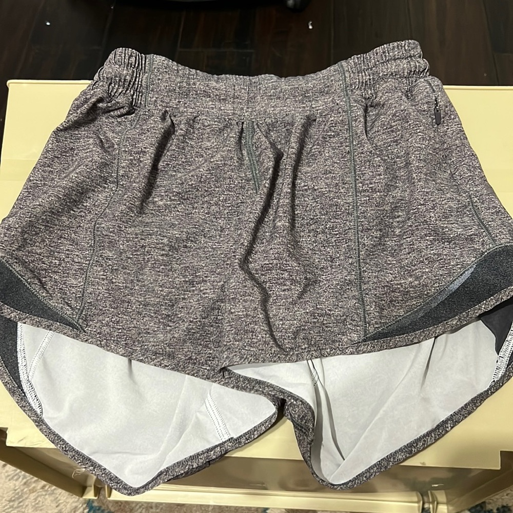 lululemon shorts. 4 inch and size 4